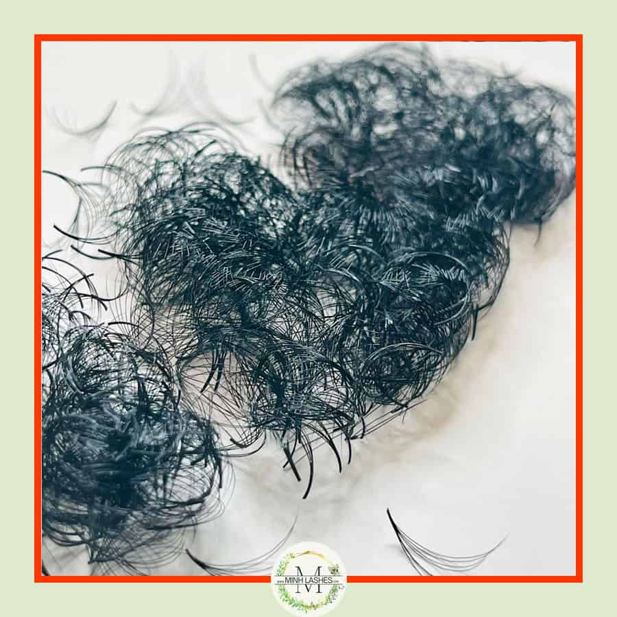 7D Premade Fans 0.07-MIXED BOX (1100 FANS ) (9mm-15mm)