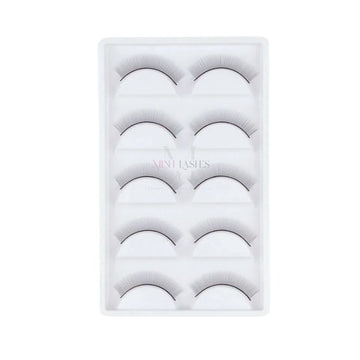 Full tray of training eyelashes designed for eyelash extension practice and professional lash training.