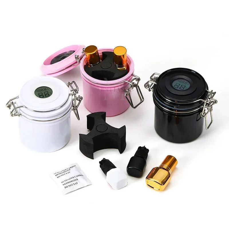 Complete lash glue storage tank set including container, carbon insert and accessories.