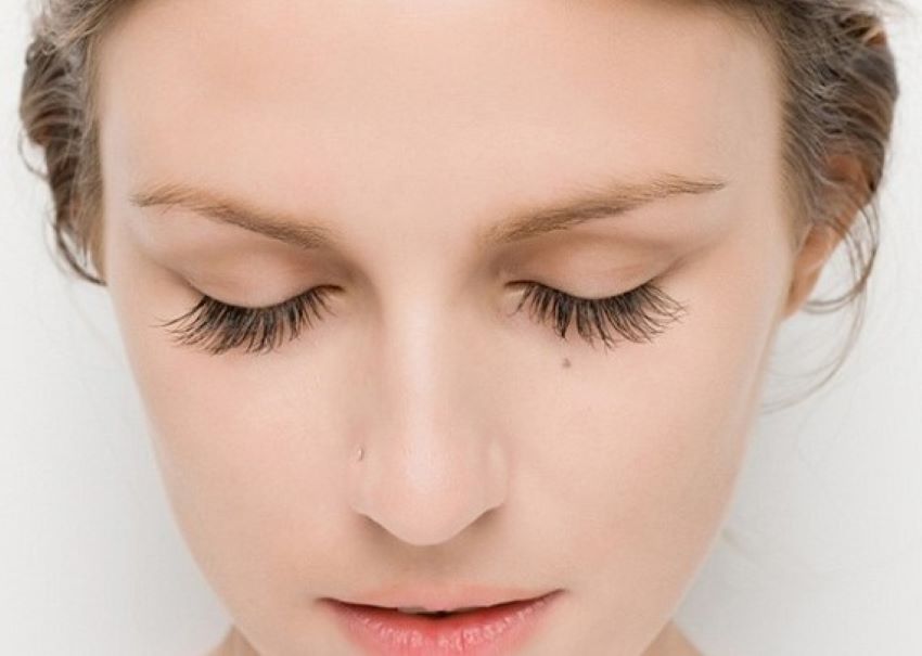 Function of eyelashes