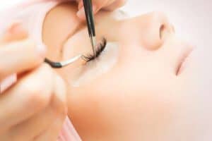 Eyelash Curling